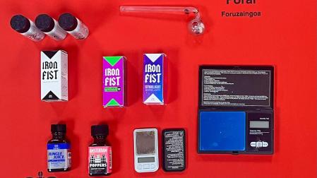 Detalle de las sustancias intervenidas por la Policía Foral en el vehículo