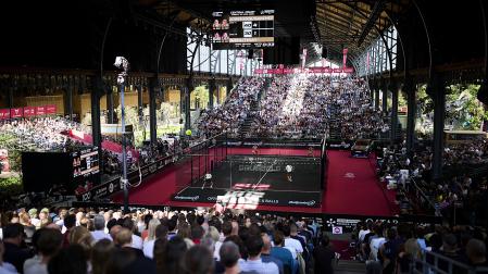 Vista general de la final femenina en Bruselas del pasado año con Ari Sánchez y Paula Josemaría contra Delfi Breao y Gemma Triay