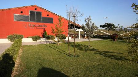BAR RESTAURANTE "LA HACIENDA". BAR RESTAURANTE "LA HACIENDA". CEDIDA