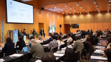 En el estrado, Fernando De Casso, Jon Gurutz, Belén Galindo y Luis Martínez Muñoz