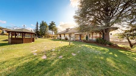 Precioso chalet con gran parcela en Iratxe