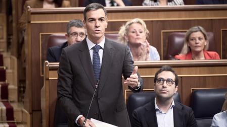 El presidente del Gobierno, Pedro Sánchez, durante una sesión plenaria en el Congreso celebrada este miércoles
