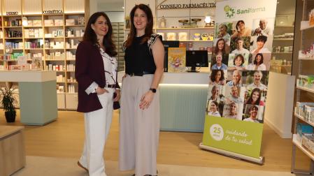 Esther Villanueva Heras, presidenta de Sanifarma, y Beatriz Pío, gerente de Sanifarma