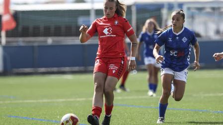 Irati Igoa, atacante de Osasuna, en el duelo ante el AEM