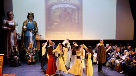 A: Sonia Salsamendi F: 25/04/26 P: 850 aniversario L: Los Arcos T: 850 aniversario de la fundación