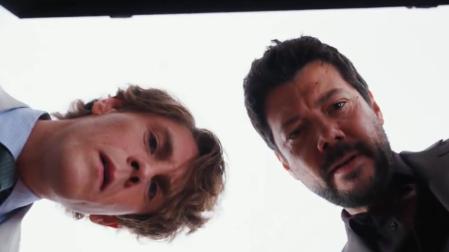 Patrick Criado y Álvaro Morte protagonizarán la versión televisiva de 'Nueva reinas'