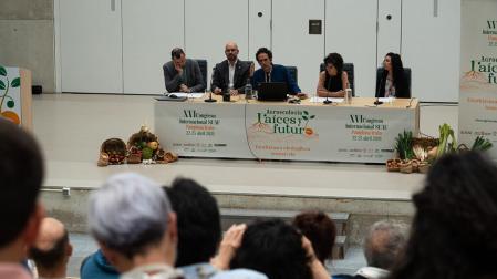 Un momento de una charlas de la cita en la UPNA