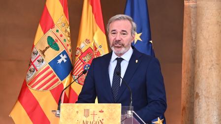 El presidente del Gobierno de Aragón, Jorge Azcón, toma posesión del cargo, en el Patio de Santa Isabel