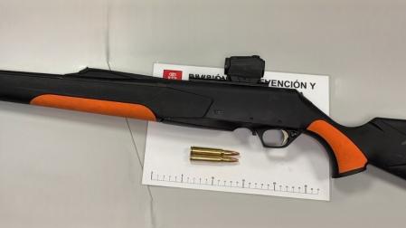 Imagen del rifre requisado por la Policía Foral en Alsasua