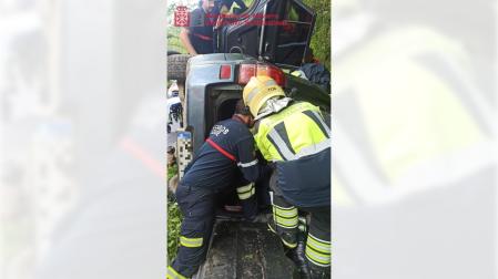 Actuación de los Bomberos de Navarra en el accidente de Valcarlos