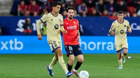 Moi Gómez, junto a Cancelo el pasado sábado contra el Barcelona.urdíroz