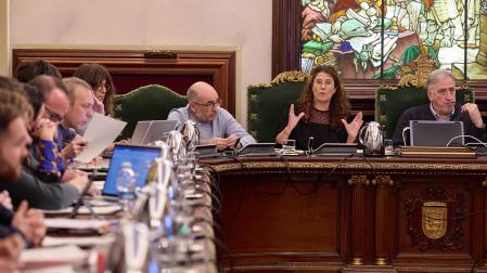 Pleno del Ayuntamiento de Pamplona el 27 de noviembre de 2025