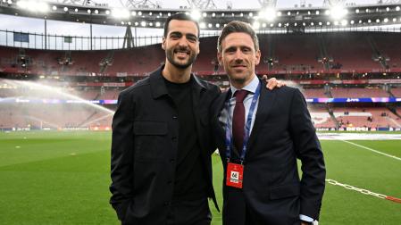 Mikel Merino y Nacho Monreal, en el Emirates esta noche