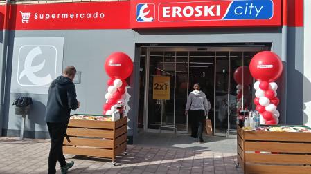 Eroski inaugura un nuevo supermercado en Villafranca