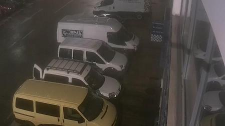 Guardia Civil investiga a dos varones por robos con fuerza en vehículos depositados en talleres