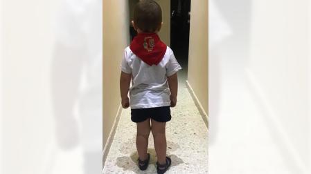Montaje que la familia del menor andaluz le regaló con motivo de su primera comunión.