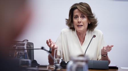 La expresidenta del Gobierno de Navarra Yolanda Barcina, comparece ante la Comisión de Investigación sobre adjudicaciones públicas, en el Parlamento de Navarra.