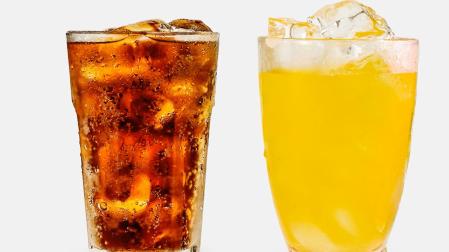 Vasos con refrescos