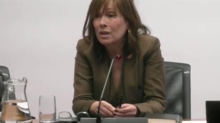 Uxue Barkos ha asegurado que siempre que ha negociado con el PSN lo ha hecho con su secretaria general, María Chivite, "y nunca con Santos Cerdán". "Nunca he tenido reuniones en Madrid", ha añadido.