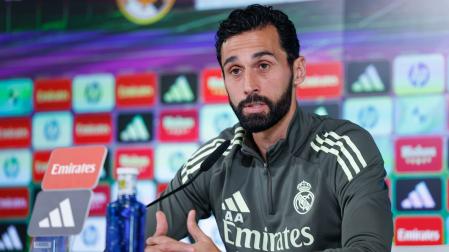 El entrenador del Real Madrid, Álvaro Arbeloa, ha defendido a Florentino Pérez en la rueda de prensa de este miércoles