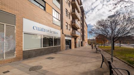 Se vende o alquila local de 168m² en Cuatrovientos