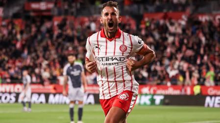 Cristhian Stuani celebra el gol contra la Real Sociedad