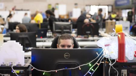 Una imagen de la Navarra LAN Party celebrada el año pasado en el Pabellón Universitario de Navarra