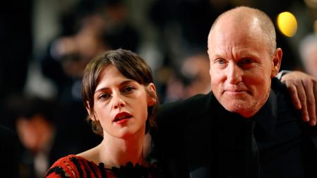 Kristen Stewart y Woody Harrelson, padre e hija disfuncionales con 'Full Phil' en Cannes