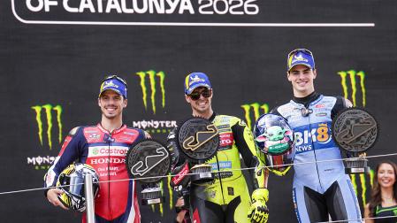 De izda. a dcha., Joan Mir (Honda HRC Castrol), Fabio Di Giannantonio (VR46 Racing Team) y Fermín Aldeguer (BK8 Gresini Racing MotoGP), podio del GP de Cataluña de MotoGP