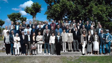 Imagen de los asistentes a la celebración del 45 aniversario de la promoción de 1980-1981 de ETI Tudela