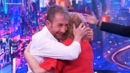 Imagen de Pablo Motos y a su amor adolescente no correspondido, en el reencuentro en el programa
