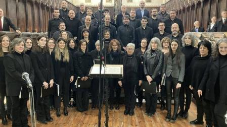 La coral de Etxarri Aranatz, en la ordenación episcopal de Mikel Garciandia en Palencia.