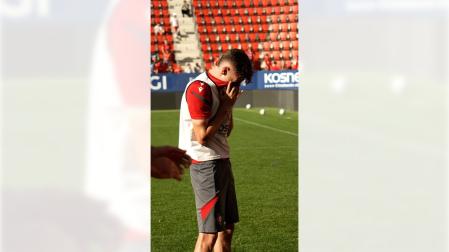 Aimar Oroz, del llanto a la alegría en El Sadar