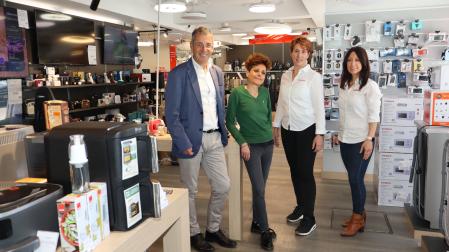 María de Esteban, Loreto Alcalde, Nuria Mejuto y Roberto Alonso, equipo de Cenor