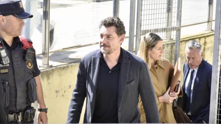 Jonathan Andic, el hijo del fundador de Mango, a su salida del Juzgado de Instrucción 5 de Martorell el pasado 19 de mayo