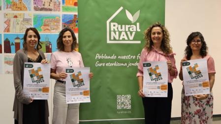 Representantes del Consorcio, el Servicio Social de Base y el Ayuntamiento de Caparroso presentaron ayer la fiesta
