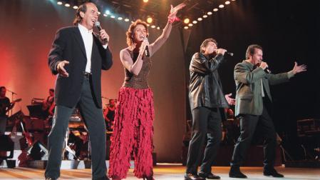 Joan Manuel Serrat, Ana Belén, Miguel Ríos y Víctor Manuel actuaron en la plaza de toros de Pamplona el 5 de septiembre de 1996