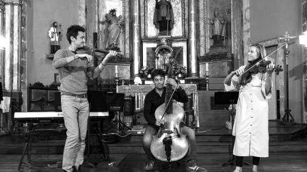 Imagen de uno de los grupos participantes en el concierto solidario.