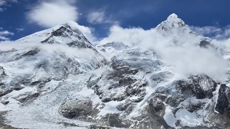 Una vista del Everest (8.848m) esta primavera