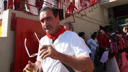 Carlos Herrera suele estar en Sanfermines en años alternos. En la foto, en una corrida de toros de Jandilla de los del año 2009