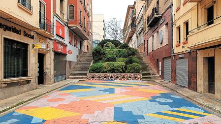 SITUACIÓN ACTUAL Imagen de la calle Manresa y de las escaleras que dan acceso a Valle Salazar