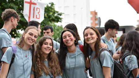 Alrededor de 350 navarros se movilizaron a Madrid el pasado viernes 5 de junio con la DELEJU (Delegación de Juventud Navarra) para recibir al Papa.