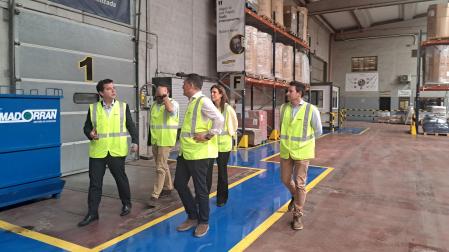 El consejero durante la visita a las instalaciones en Tudela