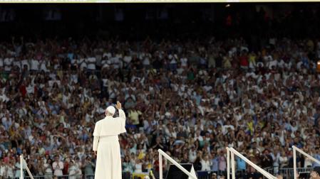 Encuentro del papa León XIV con la comunidad diocesana en el estadio Santiago Bernabéu