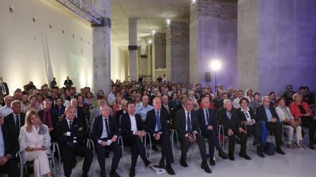 Fotos de la entrega del III Premio José Javier Uranga a Carlos Herrera