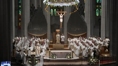 El papa León XIV, durante la misa en la Sagrada Familia