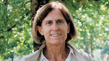 La catedrática de la UPNA Lola Ugarte Martínez