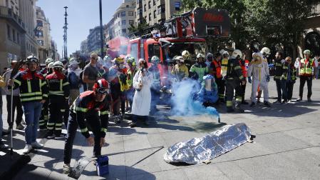 Imagen de la concentración de ayer frente al Parlamento de Navarra