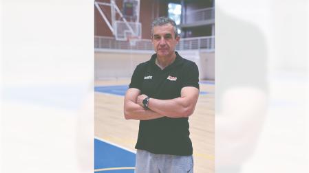 Juancho Ferreira en el polideportivo Arrosadia antes del playoff