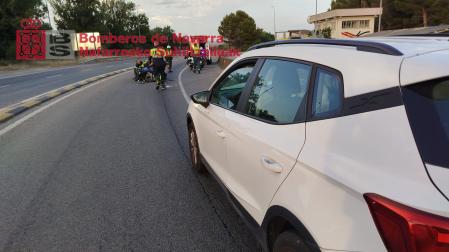Servicios de emergencia atienden el accidente en Tafalla